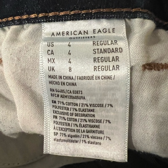 American Eagle Blue Cropped Ankle Jeans - Picture 5 of 5